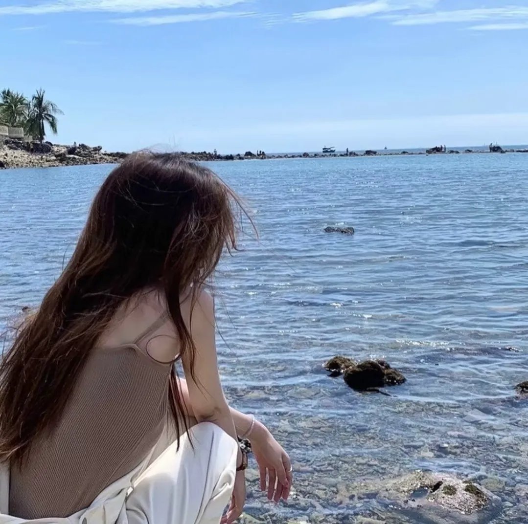 最后一次自由海报